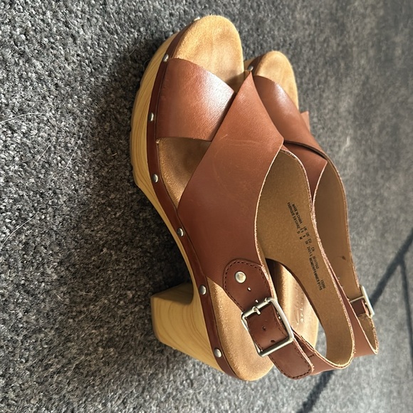 Clark’s women leather sandals - Picture 2 of 7